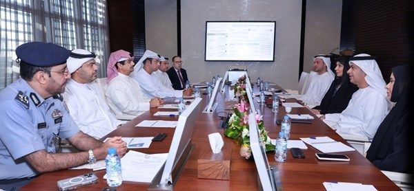 "قضاء أبوظبي" و"تنمية المجتمع" تبحثان تطوير برامج الدمج المجتمعي لنزلاء المنشآت العقابية والإصلاحية