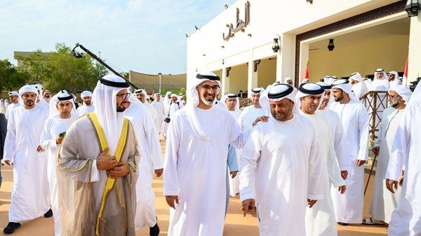 ولي عهد أبوظبي يحضر حفل استقبال بمناسبة زفاف ثاني محمد الرميثي