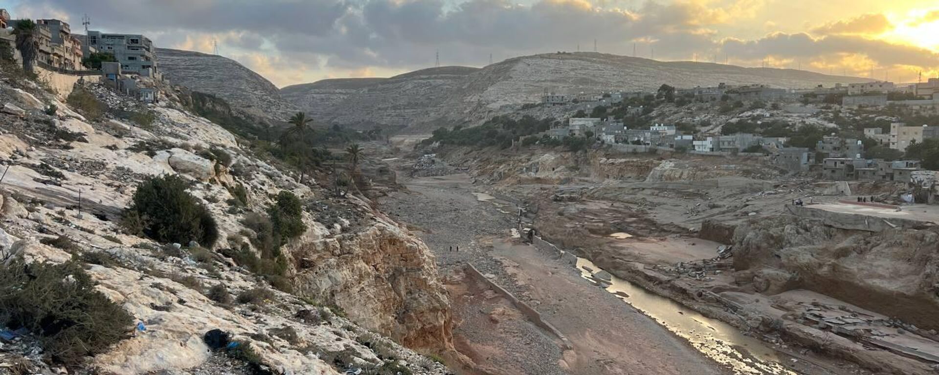 "الوطنية لحقوق الإنسان" في ليبيا تحذر من كارثة بيئية في مدينة زليتن