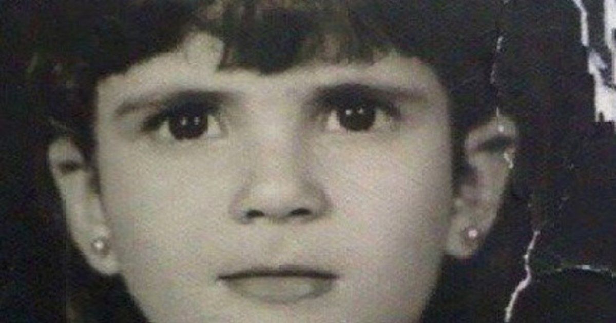 خمنوا من هذه الطفلة التي أصبحت ممثلة مصرية مشهورة