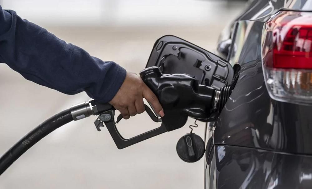 الحكومة تكشف حقيقة زيادة أسعار المنتجات البترولية