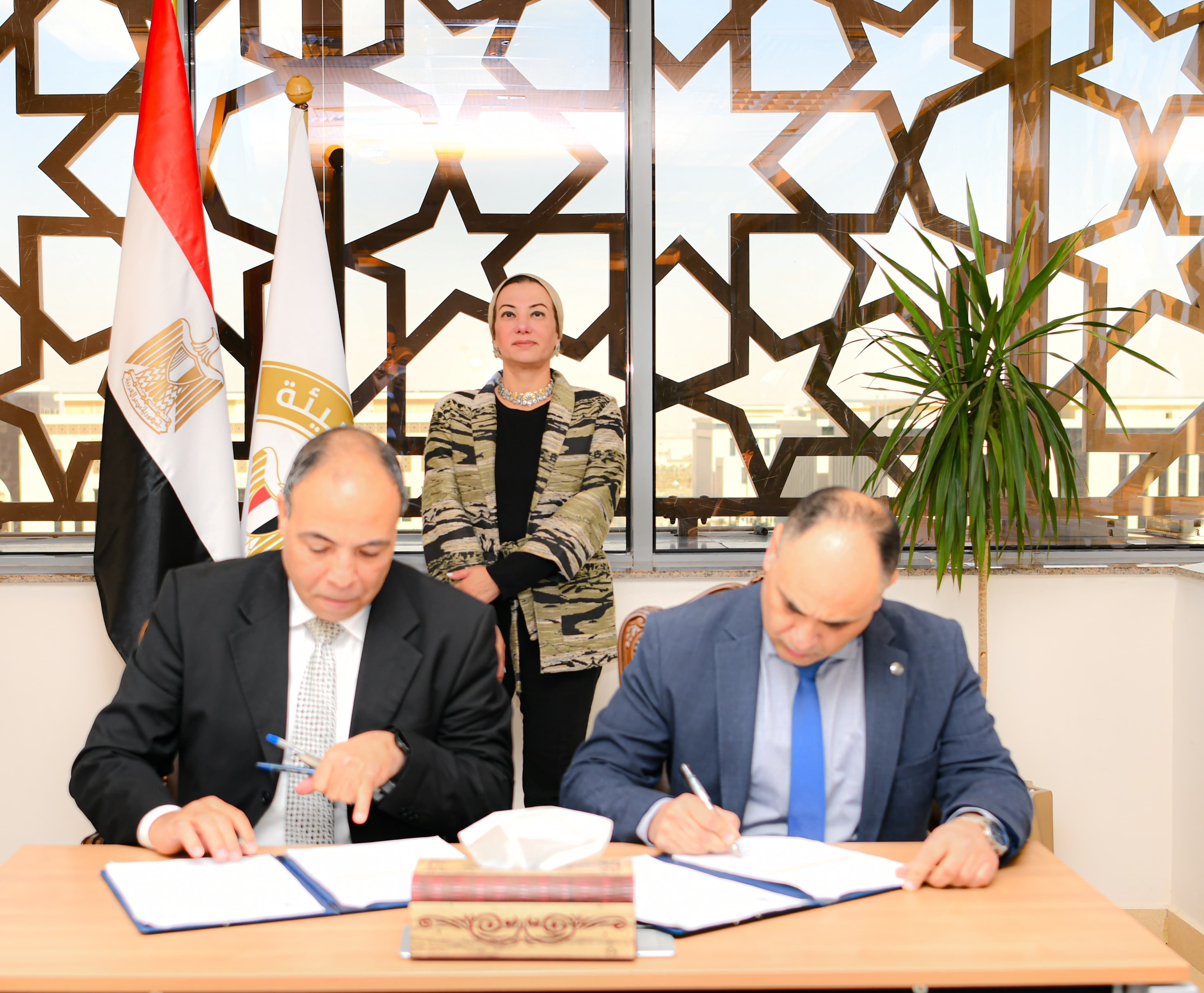 وزيرة البيئة: إطلاق الدورة الثالثة من جائزة مواجهة التغير المناخى فى أفريقيا