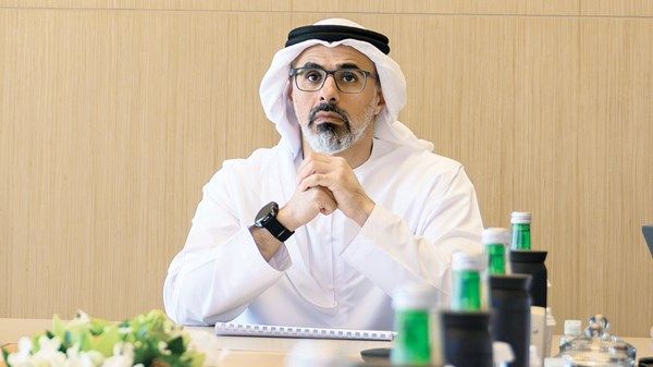 خالد بن محمد بن زايد: بناء مستقبل الأجيال المقبلة بالمعارف والخبرات