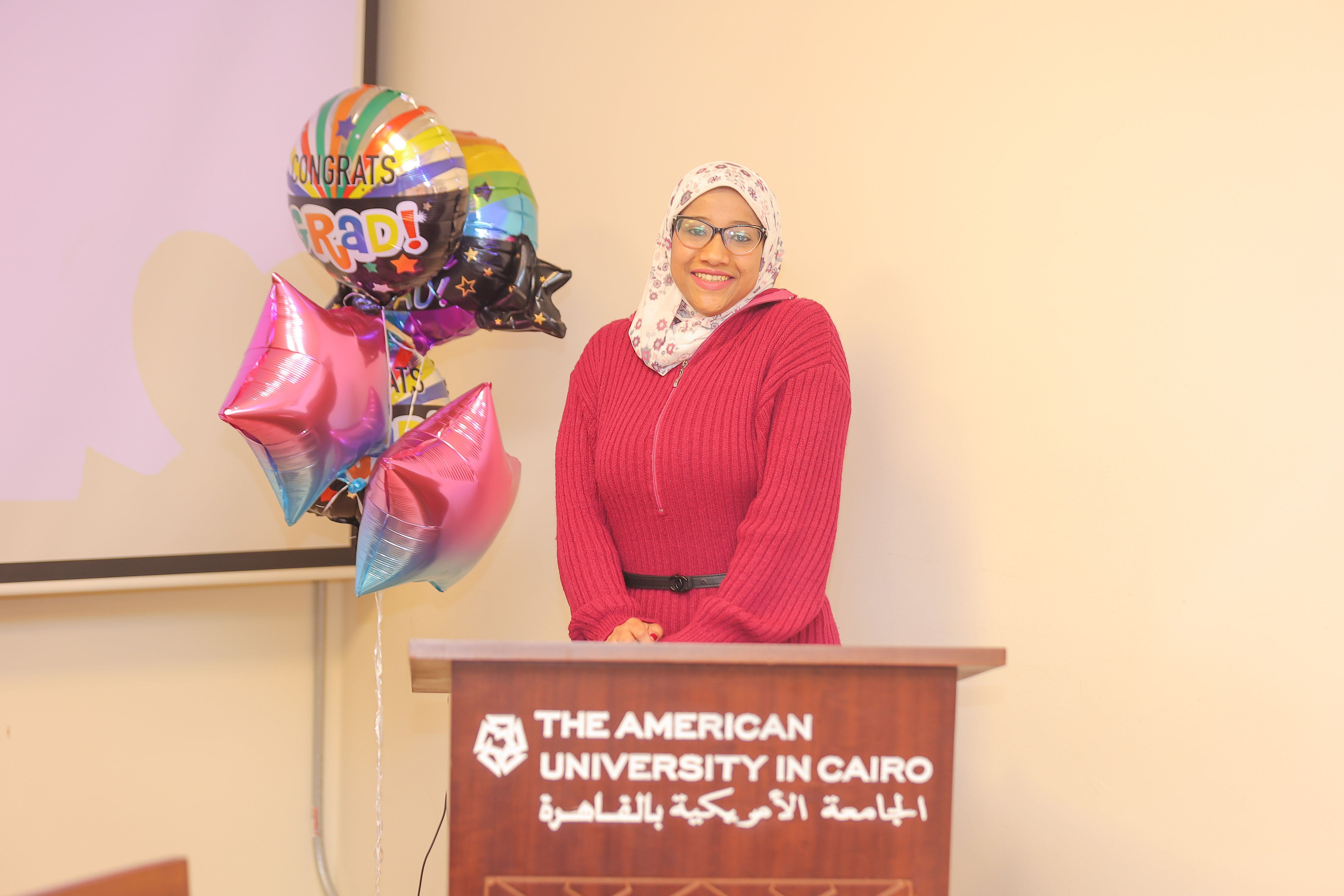 أميرة شحاتة تحصل على الماجستير فى سياسات الإعلام بالجامعة الأمريكية