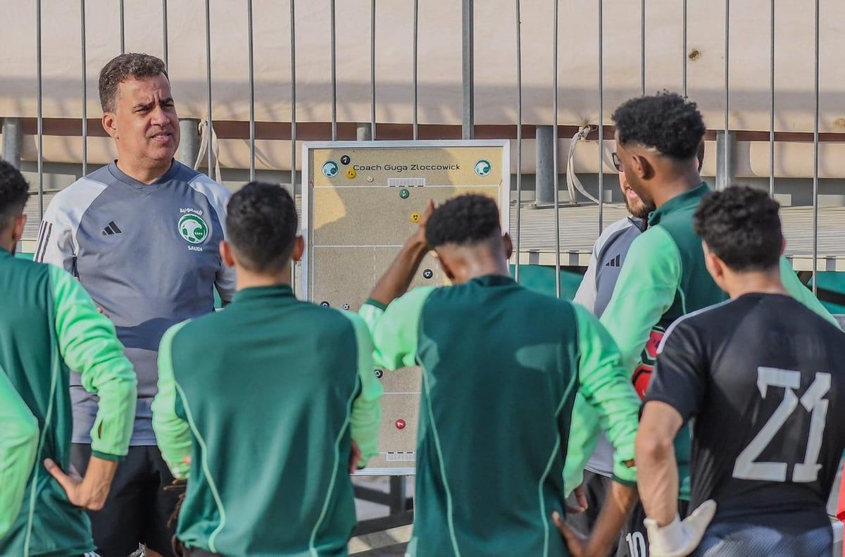 أخضر الشاطئية يفتتح بطولة عمان الدولية بمواجهة منتخب مصر