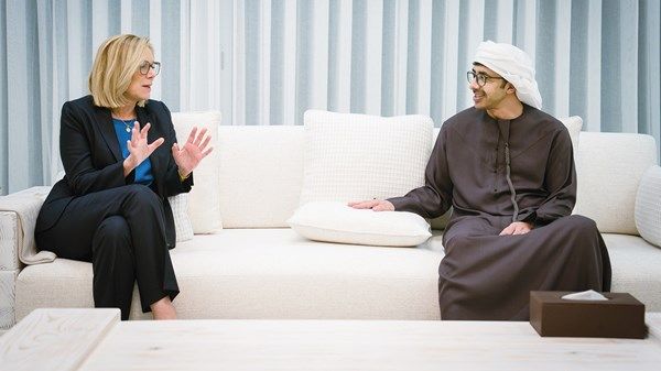 عبدالله بن زايد: التزام إماراتي راسخ وتاريخي تجاه الشعب الفلسطيني