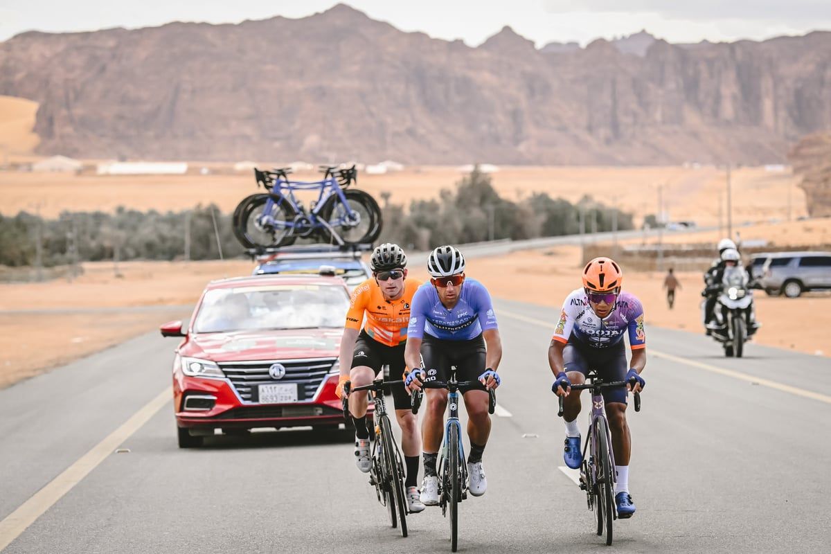 في المرحلة الرابعة.. الدرَّاج البلجيكي "ميرلير" يتصدر سباق طواف العلا 2024