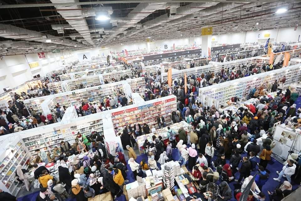 3.5 مليون زائر .. معرض القاهرة الدولي للكتاب يحقق رقمين قياسيين جديدين