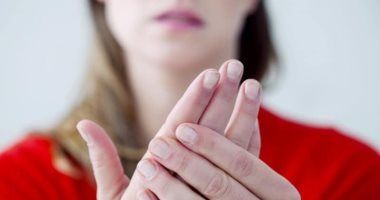 قبضة اليد الضعيفة تشير إلى الإصابة بـ5 أمراض