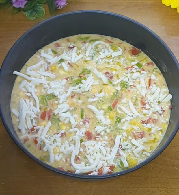 طريقة عمل «البيتزا الكدابة» بنصف كوب من الحليب .. حضريها في دقائق