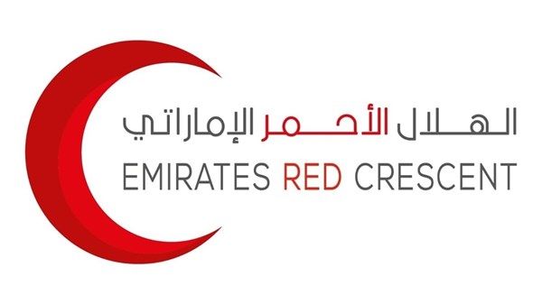 الهلال الأحمر الإماراتي يواصل توزيع الملابس الشتوية والوجبات الغذائية على أهالي قطاع غزة