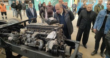 وزير قطاع الأعمال يتفقد مصانع شركتى "النصر لصناعة المواسير" و"النصر لصناعة السيارات"