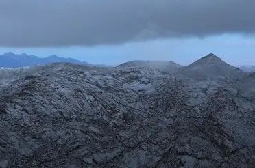 الخليج اليوم .. الثلوج تغطي مرتفعات جبال تبوك بالسعودية.. والحرارة تسجل صفراً