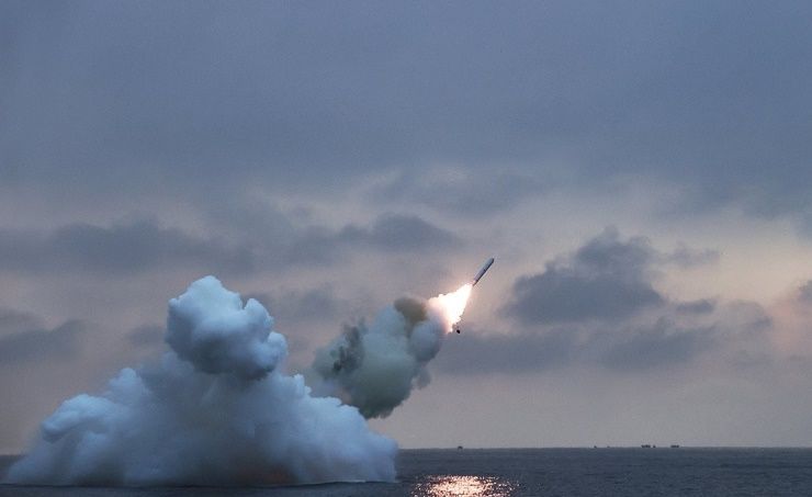 للمرة الرابعة.. كوريا الشمالية تُطلق صواريخ كروز قُبالة الساحل الغربي