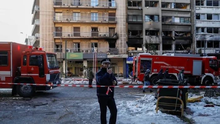 انفجار قنبلة قرب وزارة العمل بوسط أثينا