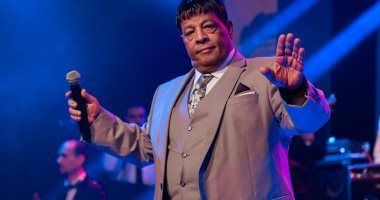 عبد الباسط حمودة يحتفل بعيد ميلاده مع جمهوره بالساقية فى حفلة عيد الحب