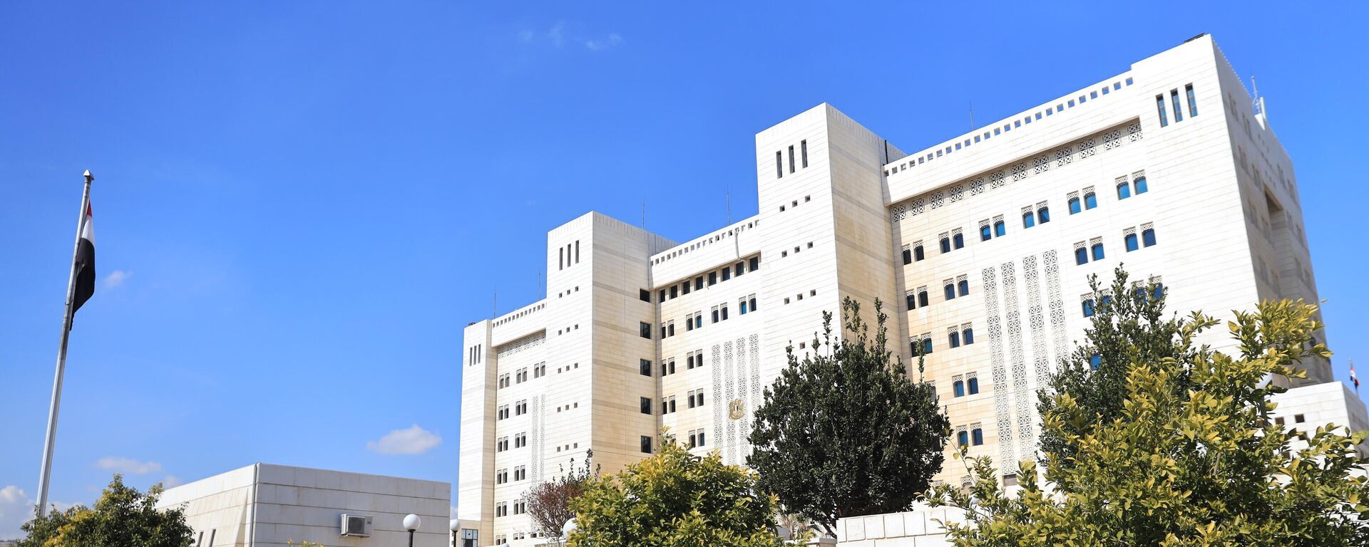 خبير: الضربات العسكرية الأمريكية على سوريا والعراق فقدت أهميتها ولم تحقق أي هدف