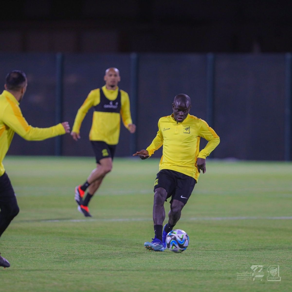 الاتحاد يخشى مواقف الفيصلي