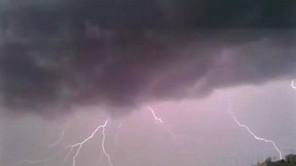 "الجهني": تحسُّن فرص الأمطار.. وتوقعاتٌ بحالات مطرية متتابعة