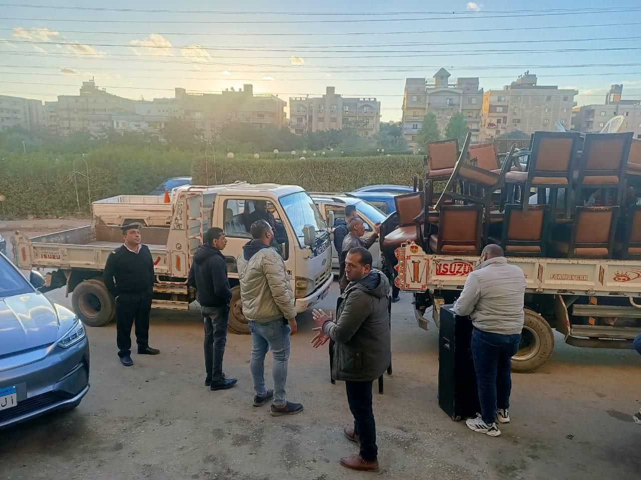 غلق وتشميع 8 محال ومقاهى ورفع 1200 حالة إشغال بحدائق الأهرام