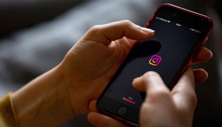 الامارات | إنستغرام أصبح يطلب موافقة "ولي الأمر" قبل فتح محتوى غير مخصص للمراهقين