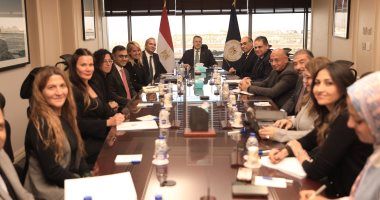 وزير السياحة يعقد اجتماعا مع مسئولى Visa العالمية لبحث التعاون المشترك