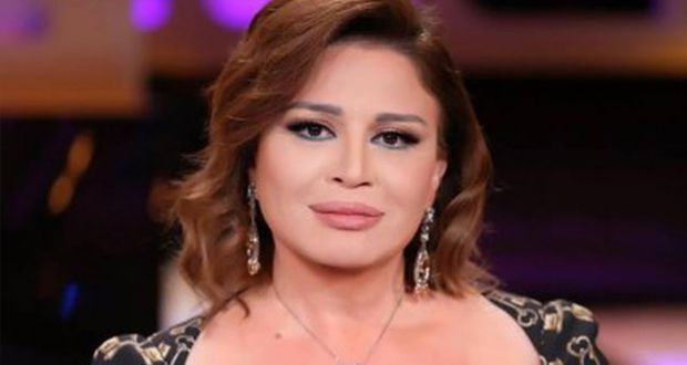 إلهام شاهين تكشف تفاصيل عودتها للمسرح بعد 29 عاماً