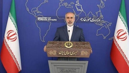 الخليج اليوم .. طهران تدين بشدة الضربات الأمريكية البريطانية لليمن وتصفها بـ"مغامرة مفتوحة"