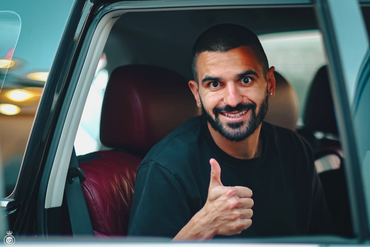 النصر يعلن وصول لاعبه الجديد الأسترالي "عزيز بيهيتش"