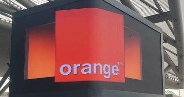 اورنج بأكبر شاشة إعلانية بتقنية 5D بمطار القاهرة