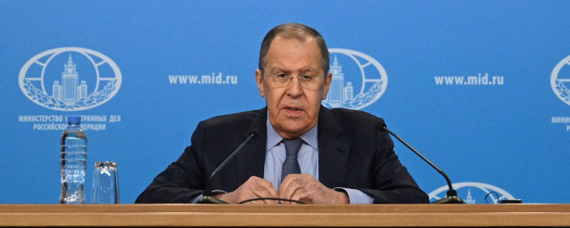 بوتين يبحث مع الرئيس الإماراتي خطوات تقديم مساعدات إنسانية لقطاع غزة