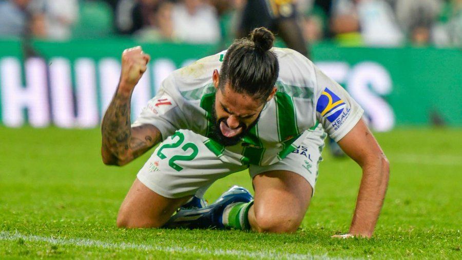 الامارات | إيسكو يغيب 8 أسابيع عن ريال بيتيس