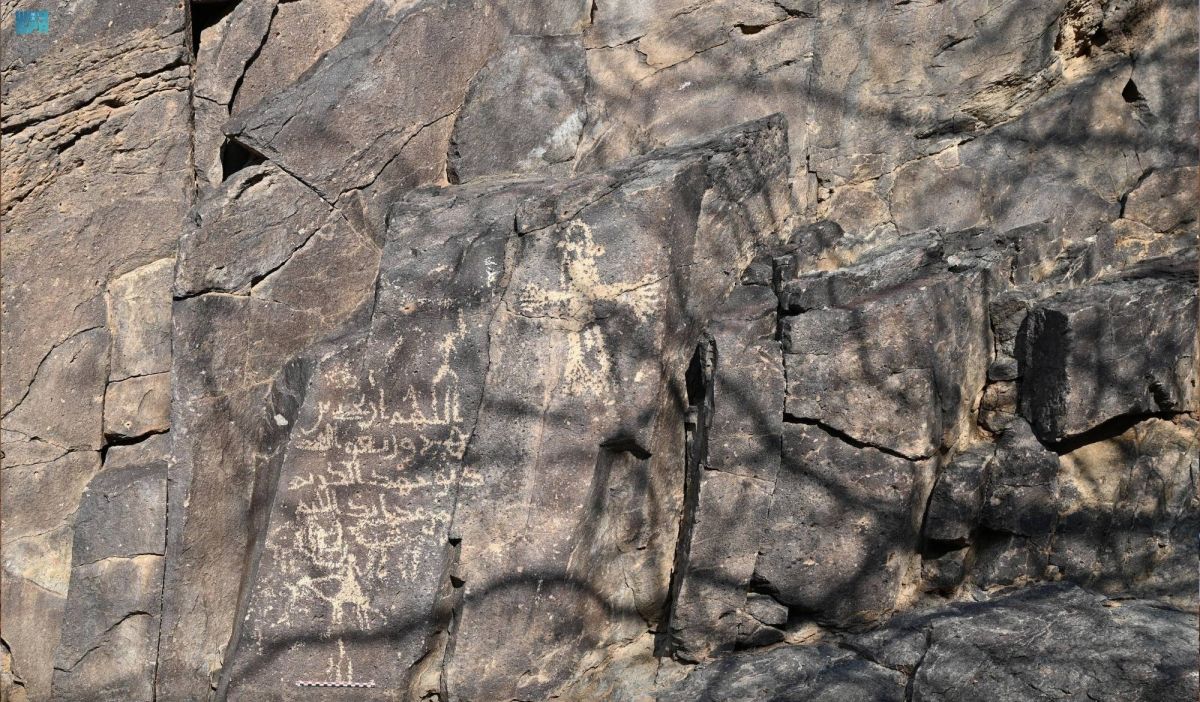 مسح وتوثيق المواقع الأثرية بينبع والعيص