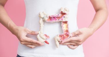 إزاى تفرق بين أعراض سرطان القولون وبين القولون العصبى