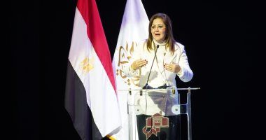 وزيرة التخطيط تشهد حفل تخريج الدفعة الثانية من طلاب مبادرة "كن سفيرًا للتنمية"