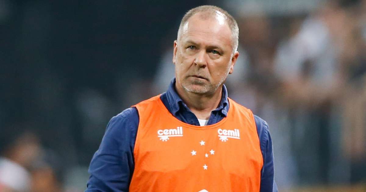 الامارات | كورينثيانز يعلن إقالة مينيزيس بعد البداية الكارثية في الدوري