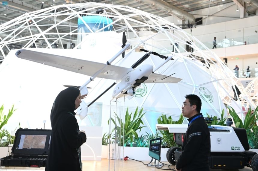 معرض الدفاع العالمي.. "الداخلية" تستعرض طائرة درون للتنبؤ بالمخاطر البيئية