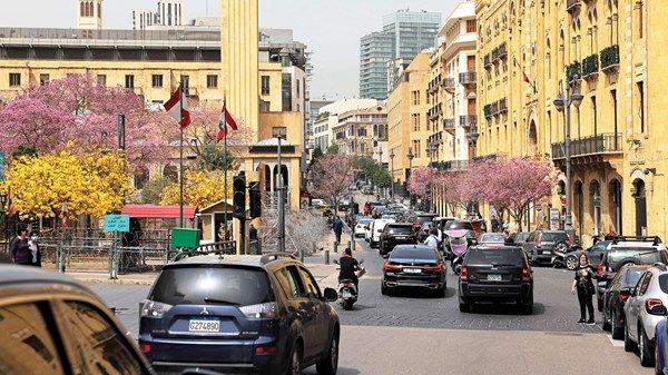 لبنان.. «الفراغ السياسي» يعرقل تدفق المساعدات الدولية