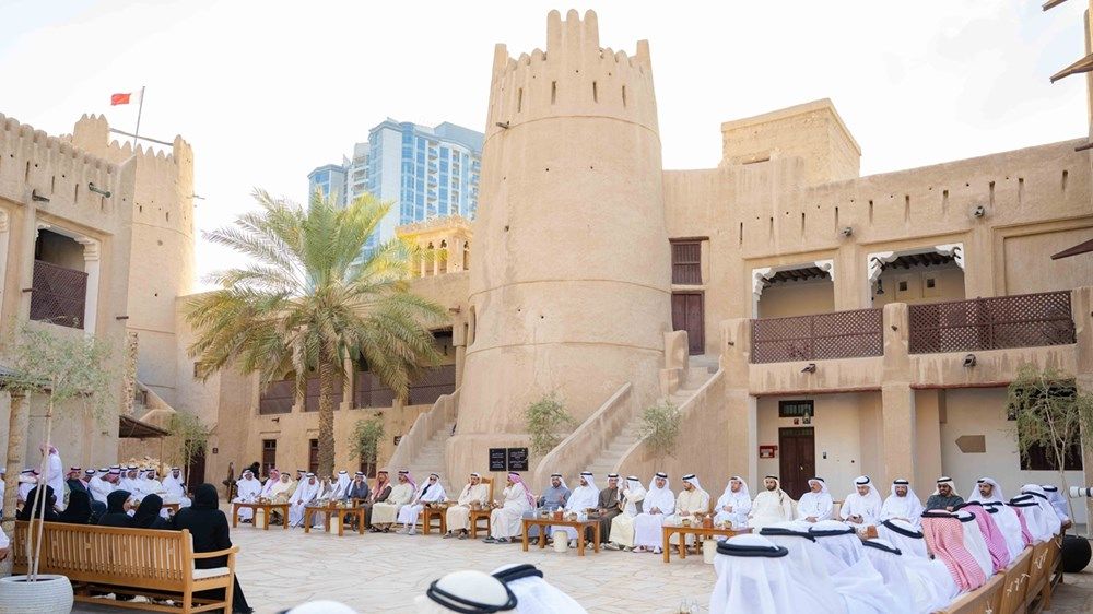 حاكم عجمان وولي عهده يستقبلان المواطنين في برزة الحصن