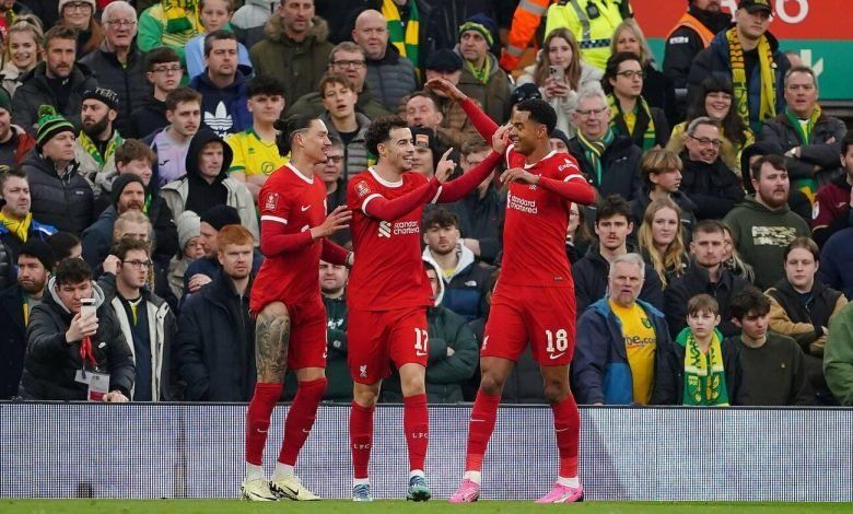 ليفربول ومانشستر سيتي يتنافسان للتعاقد مع مهاجم آيندهوفن