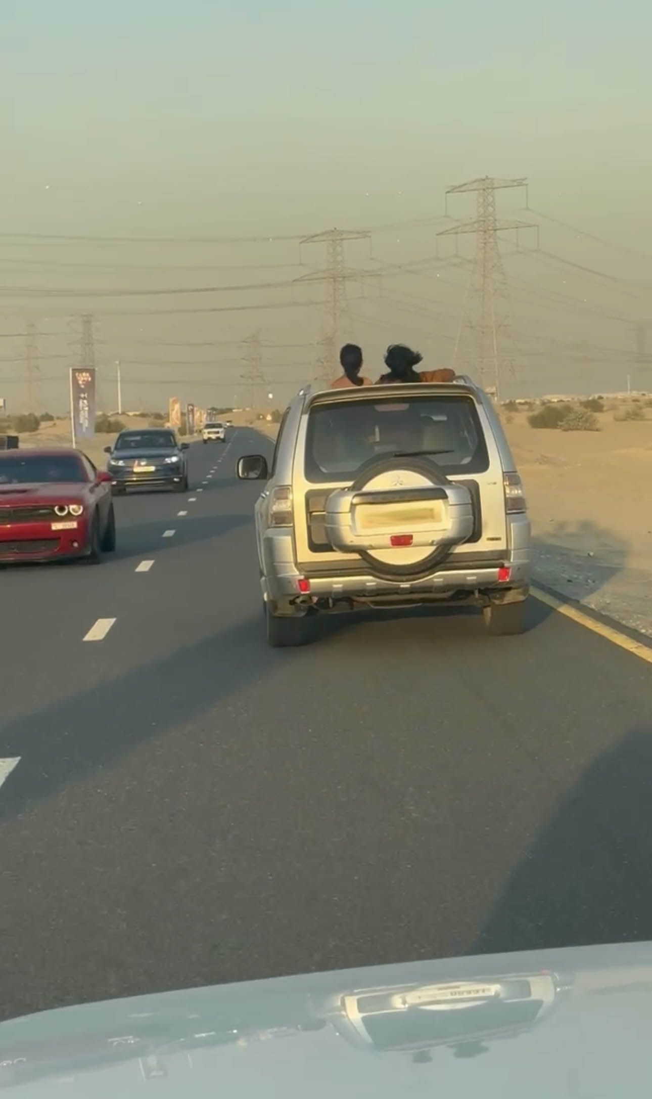 الامارات | شرطة دبي سجلت 5 حوادث : سلوك خطير يكلف صاحبه غرامة 50 ألف درهم