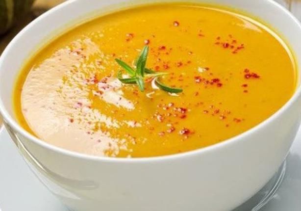 أكلة الشتاء.. ما تأثير فتة العدس باللحم المفروم على الكوليسترول والسكر؟