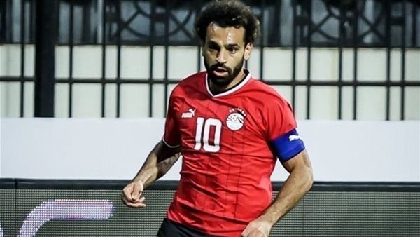 مدير منتخب مصر: "لو التزم محمد صلاح سنضعه فوق رؤوسنا"