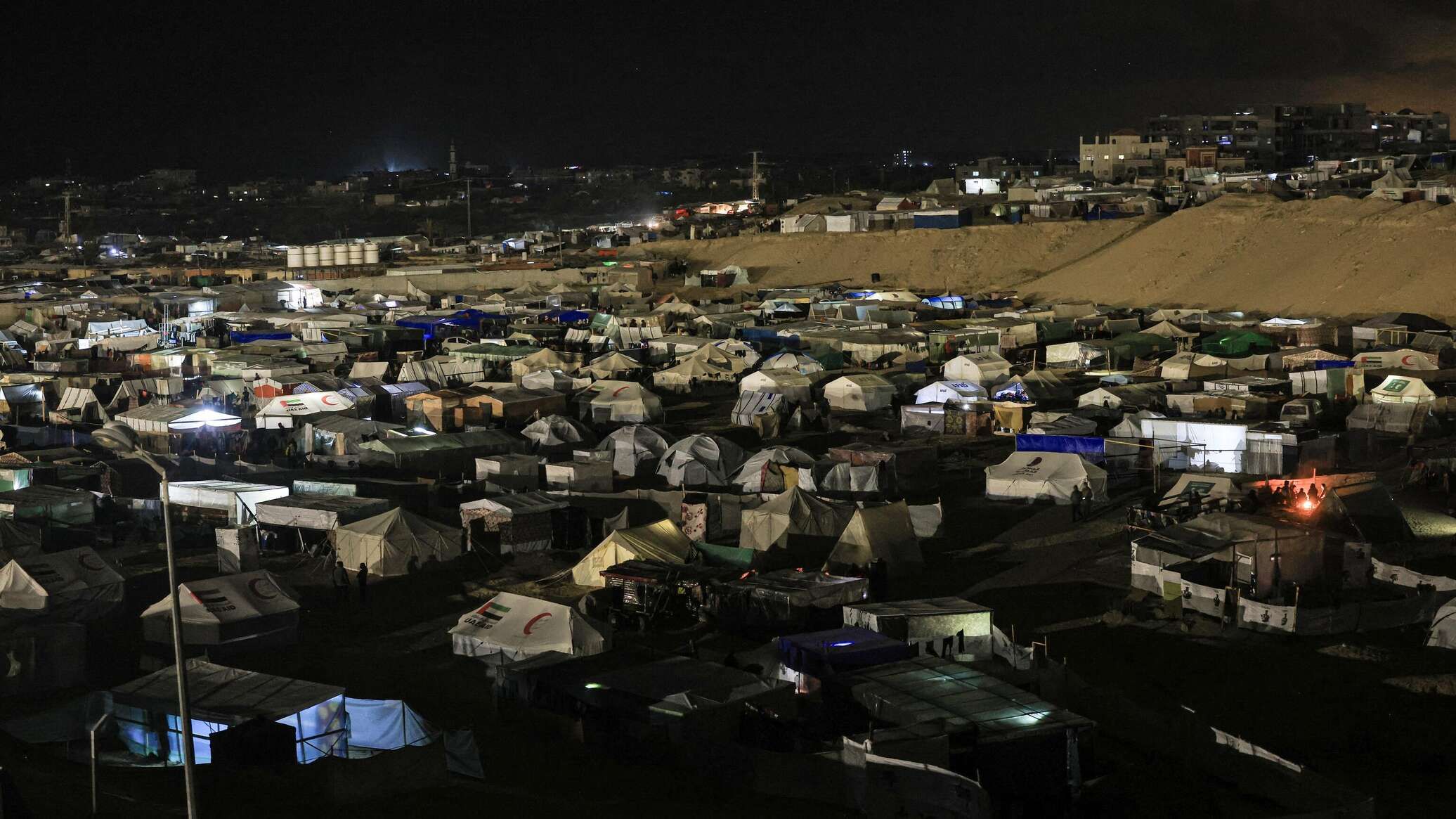 قناة إسرائيلية: نقل الفلسطينيين إلى شمال غزة يهدئ مخاوف مصر من عملية عسكرية في رفح