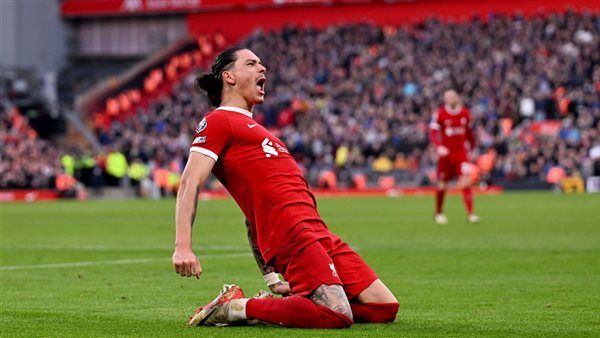 ليفربول يفوز على بيرنلي ويستعيد صدارة البريميرليج