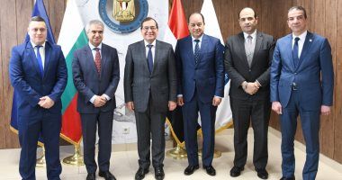 الملا يبحث مع وزير الطاقة البلغارى الفرص الاستثمارية المتاحة فى البترول والطاقة الخضراء