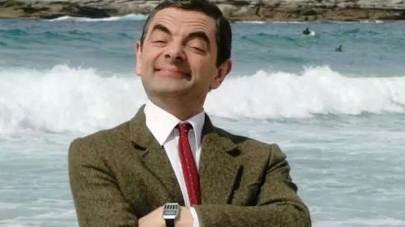 الامارات | "مستر بين" متهم بمحاربة السيارات الكهربائية .. وأنه سبب في عدم رواجها