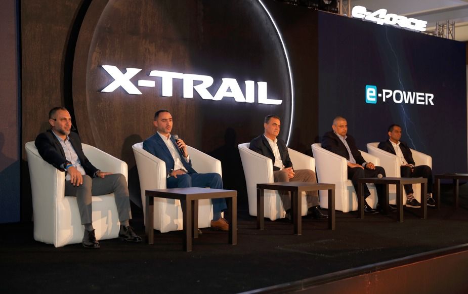 تجربة قيادة للسيارة X-Trail الجديدة بحضور قيادات نيسان مصر