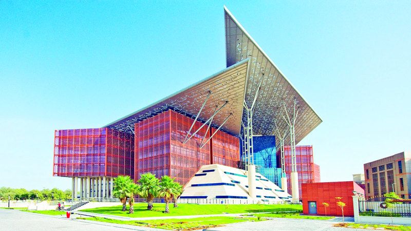 الامارات | رجل يطالب مغسلة سيارات بـ 30 ألف درهم تعويضاً عن أضرار الدهان