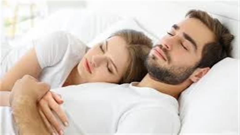هذا ما يحدث في جسم النساء والرجال عند التوقف عن العلاقة الحميمة.. مفاجأة